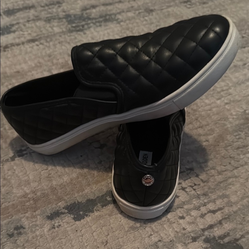 Steve Madden Black Quilted Slip-On Loafers